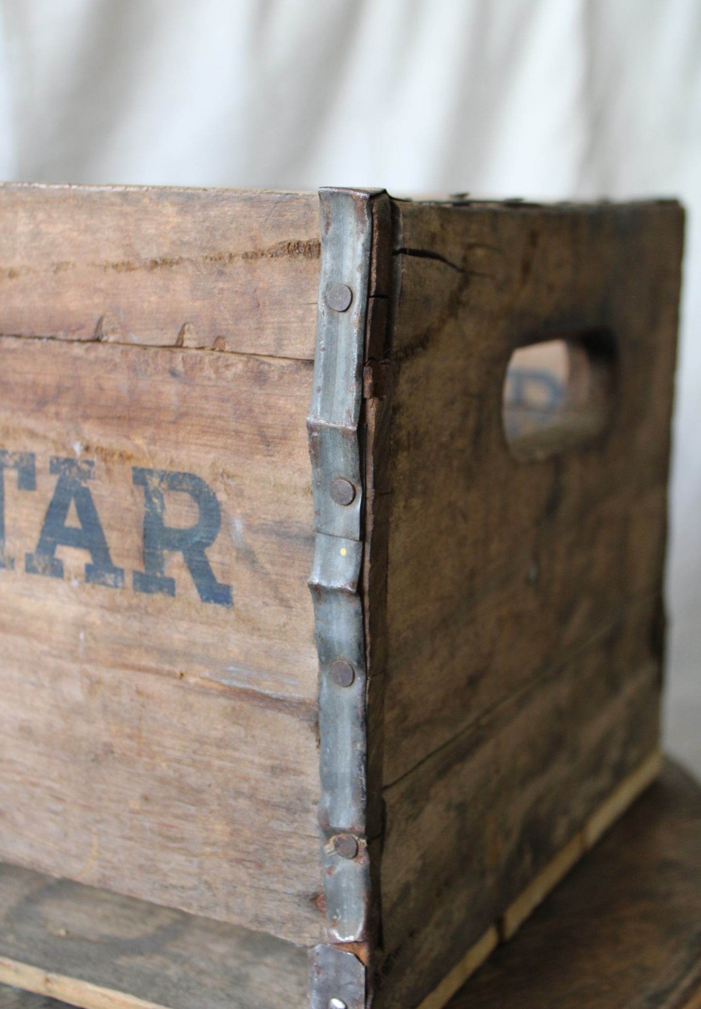 Vintage White Star Crate