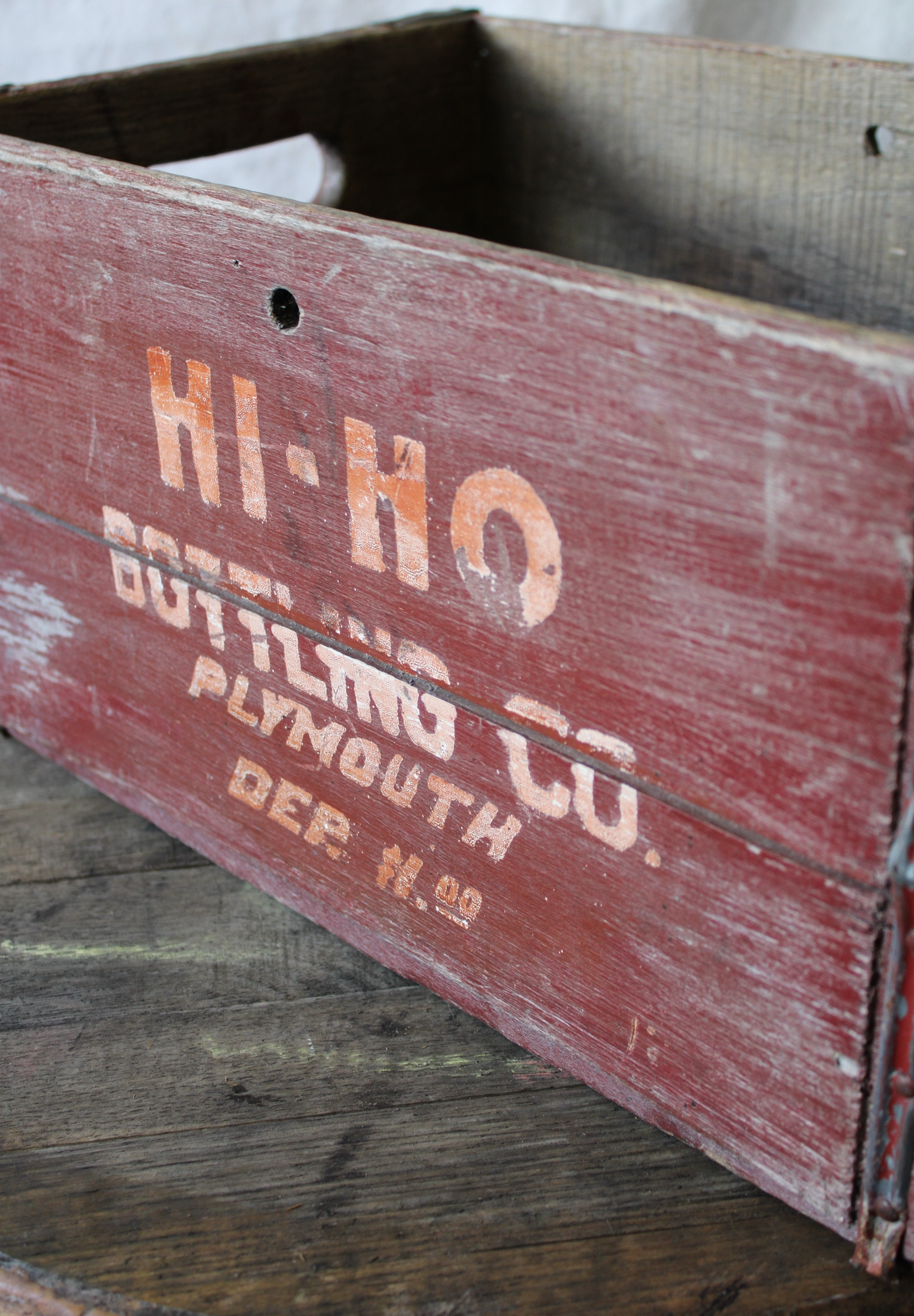 Vintage Hi Ho Bottling Co Crate